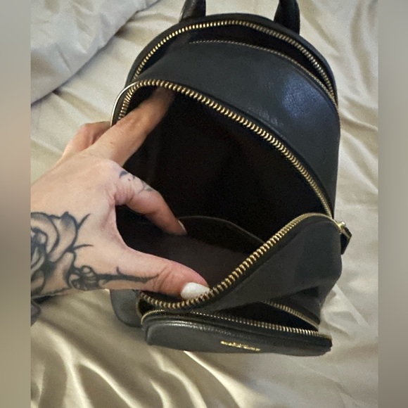 Sold - Picture 8 of 9